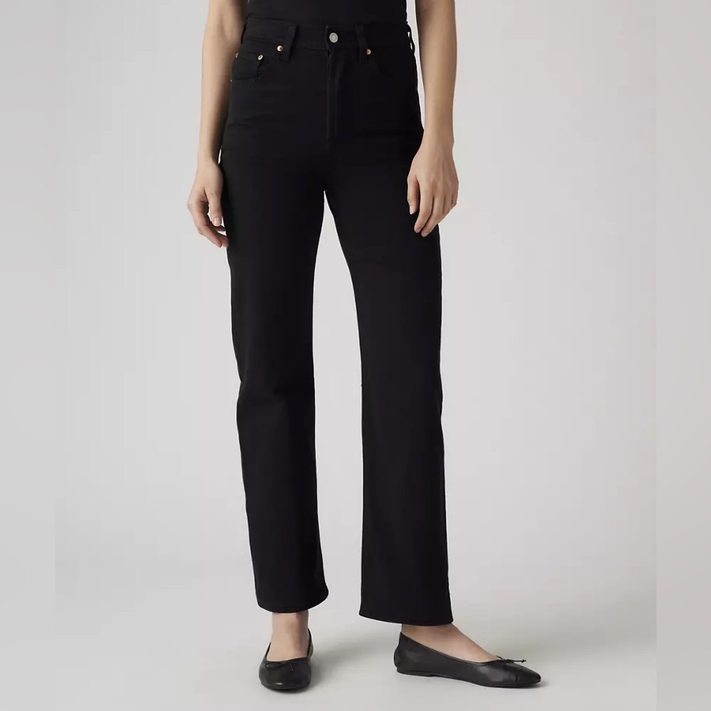 Levi's Women's Black Ribcage Straight Ankle Jeans